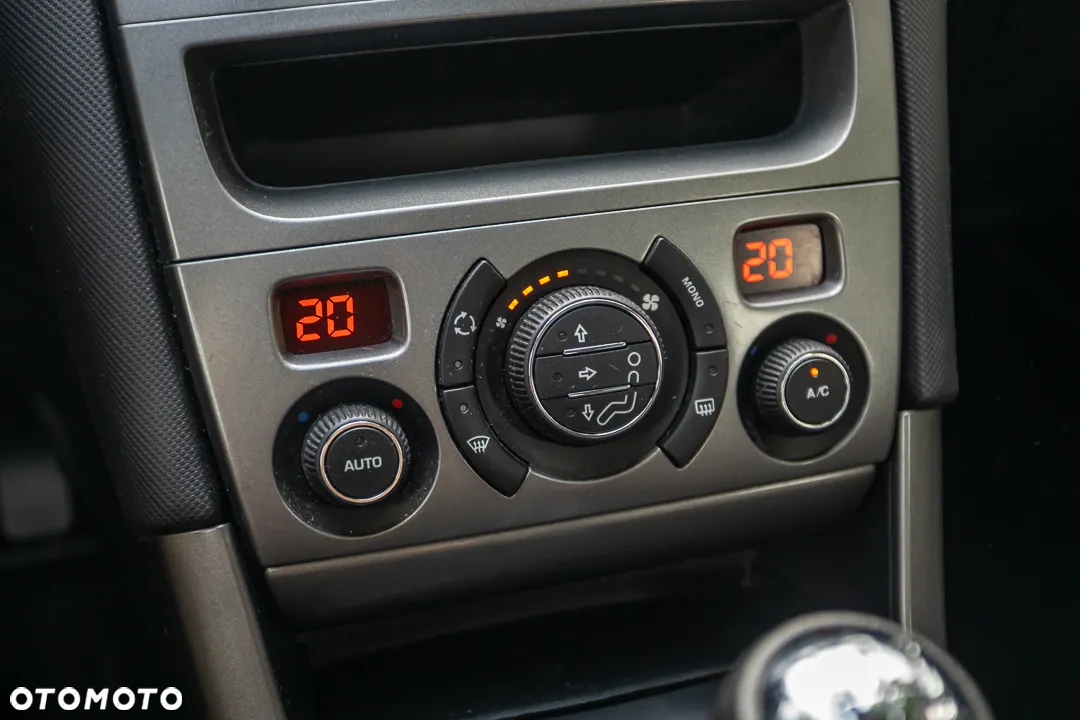Peugeot 308 1.6 VTi Active - 24