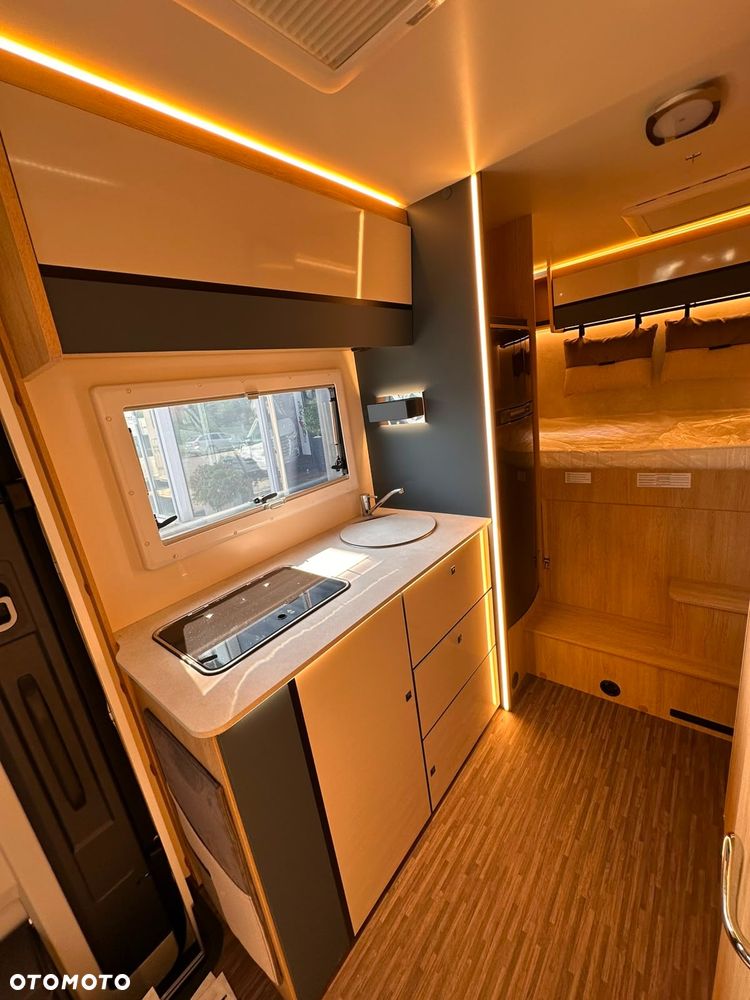 Ford Transit - 8