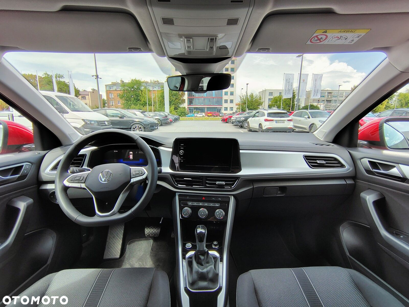Volkswagen T-Roc - 14
