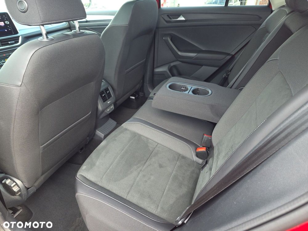 Volkswagen T-Roc 1.5 TSI Style DSG - 13