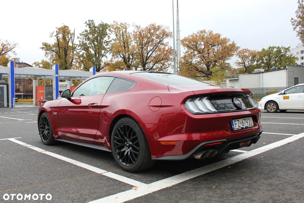 Ford Mustang 5.0 V8 GT - 11