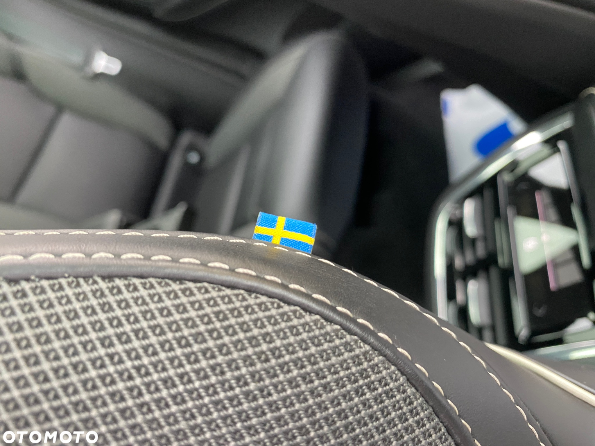 Volvo XC 60 B4 D Geartronic RDesign - 12