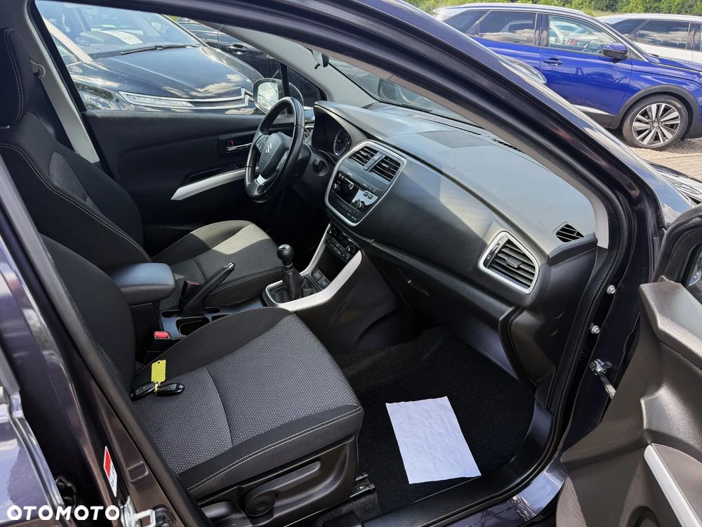 Suzuki SX4 S-Cross 1.6 Premium Plus - 12