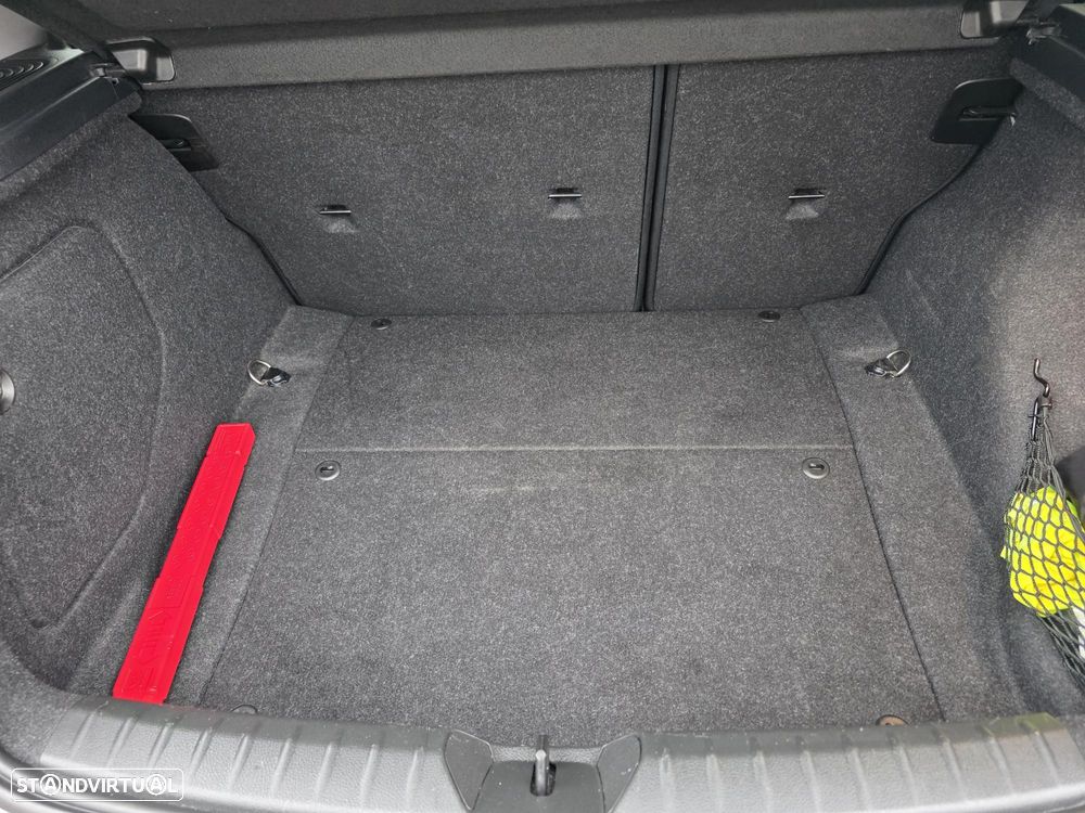 BMW 116 d EDynamics Line Sport - 37