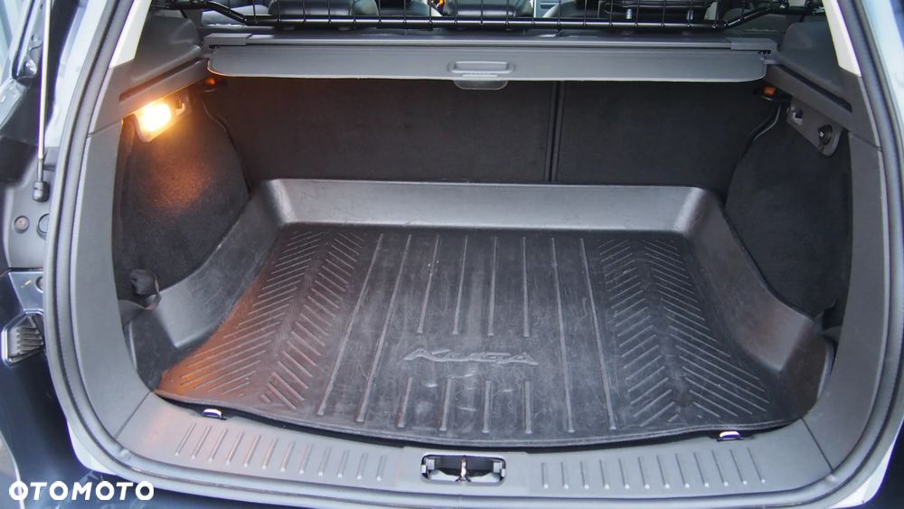 Ford Kuga 2.0 TDCi 4x4 Titanium - 17