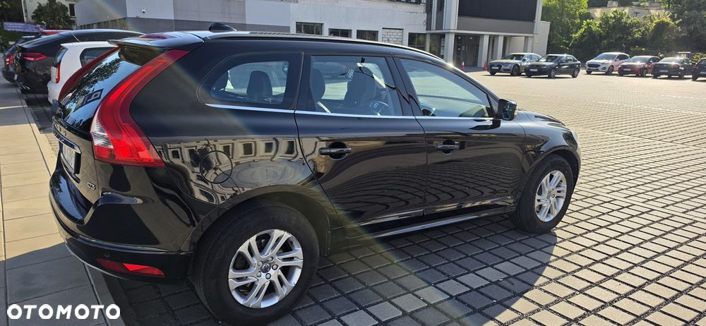 Volvo XC 60 D3 Drive-E Kinetic - 4