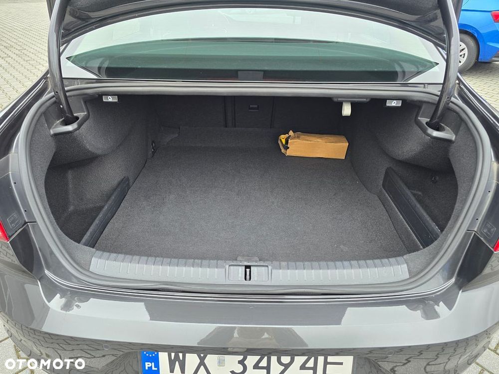 Volkswagen Passat 2022