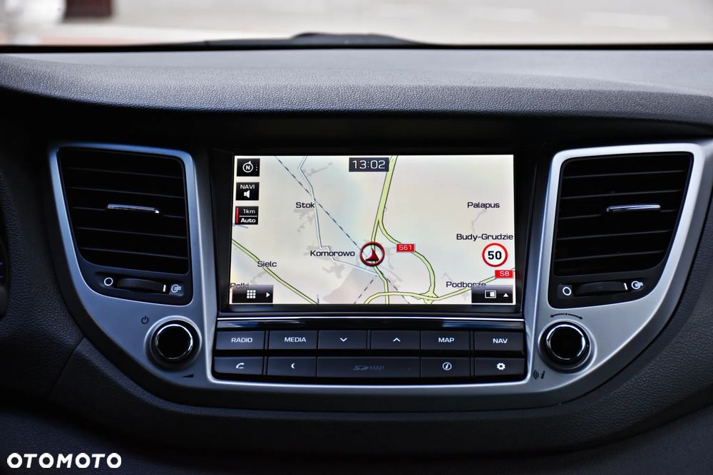 Hyundai Tucson 2.0 CRDI 4WD Automatik Premium - 32