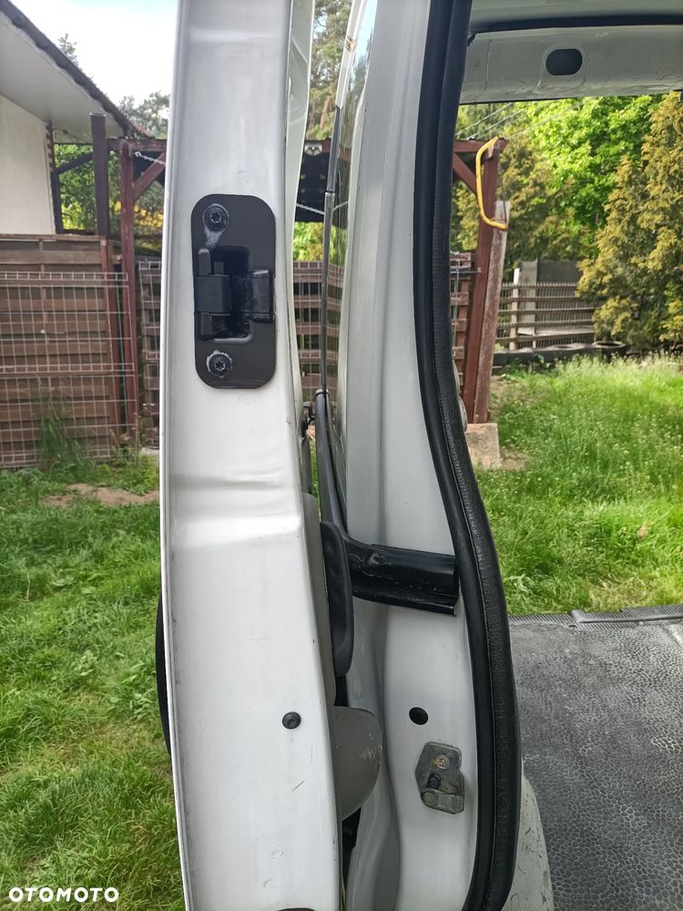 Opel Vivaro - 28