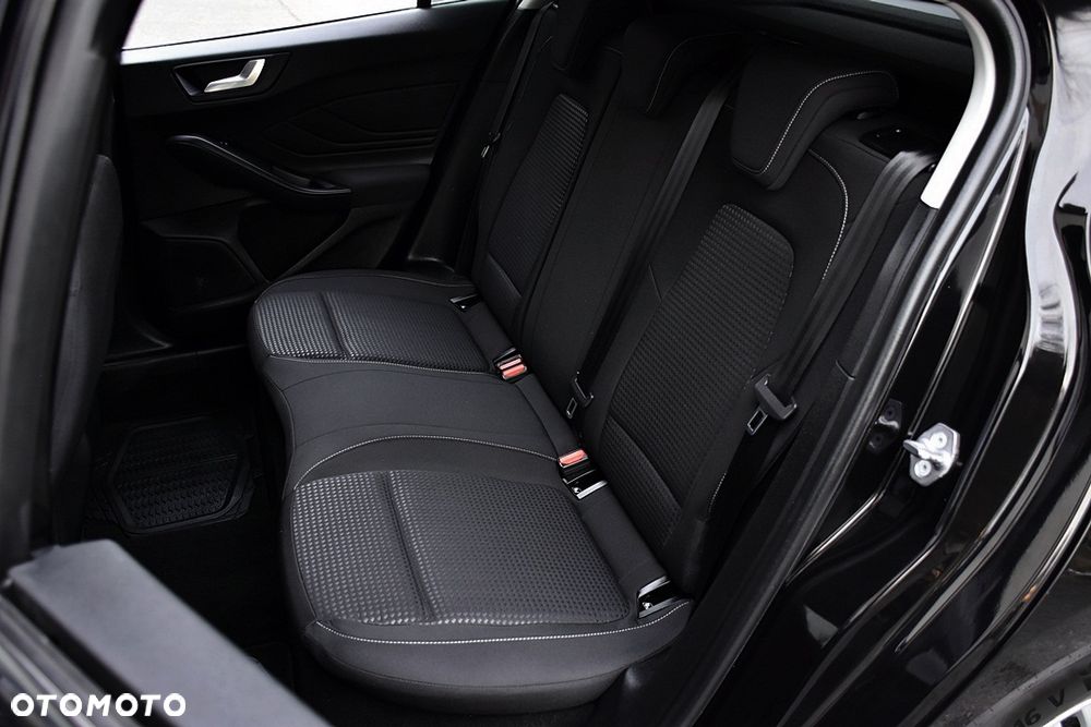 Ford Focus 1.5 EcoBlue STart-Stopp-System TITANIUM - 38