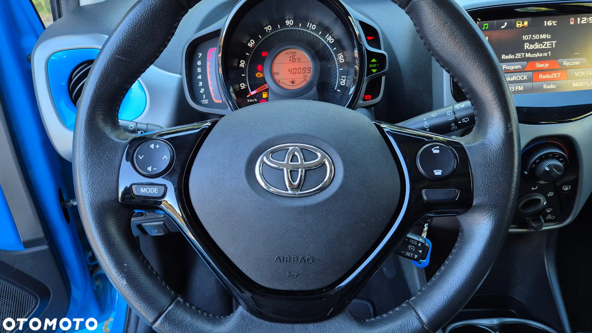 Toyota Aygo x-clusive Style Selection - 23