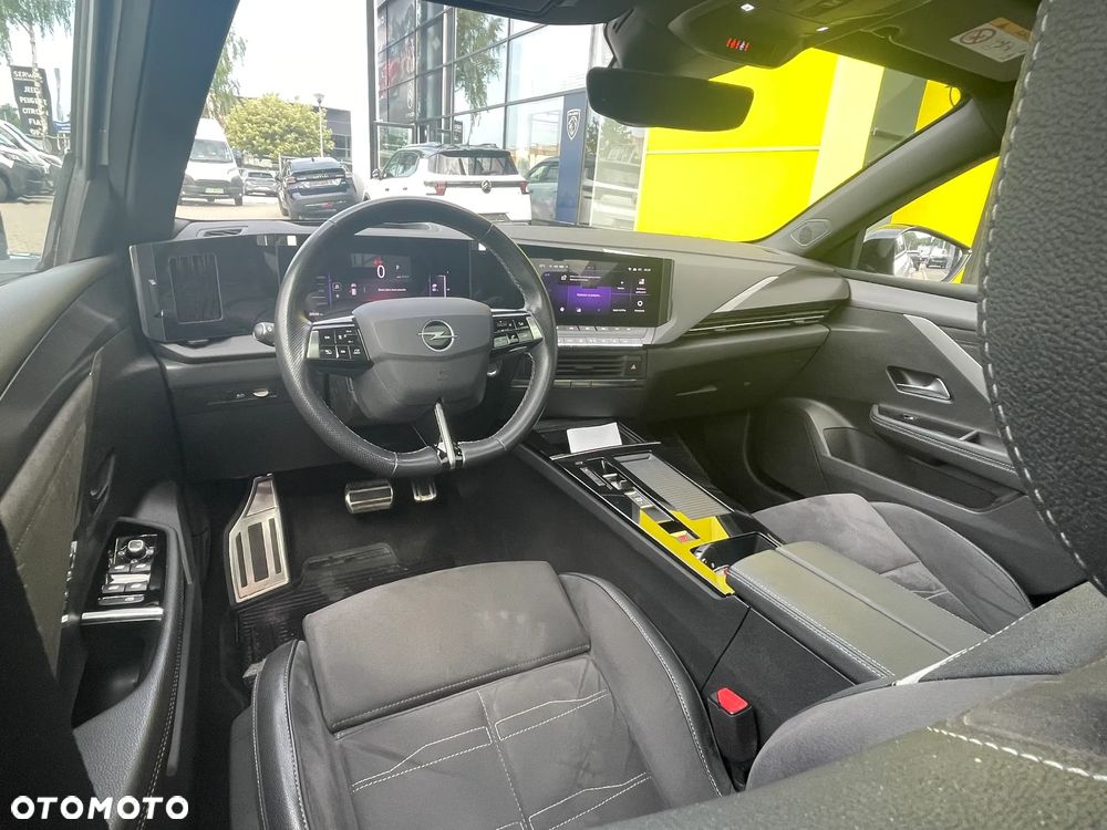 Opel Astra Ultimate - 6
