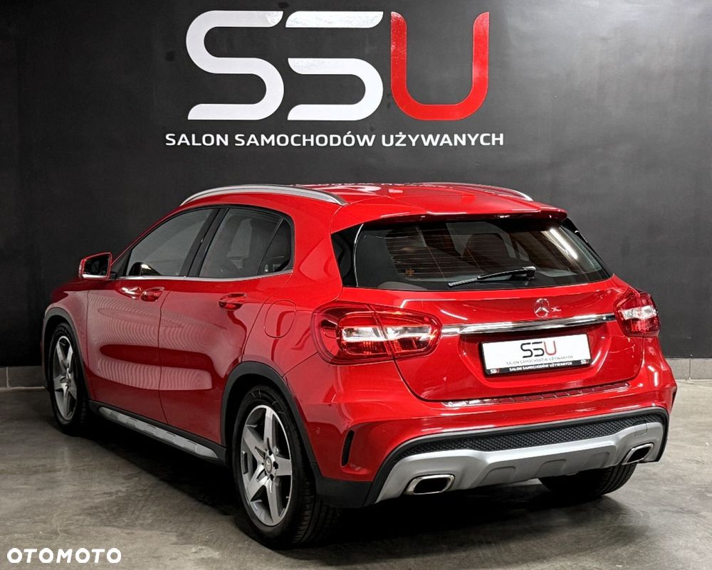 Mercedes-Benz GLA 200 AMG Line - 13