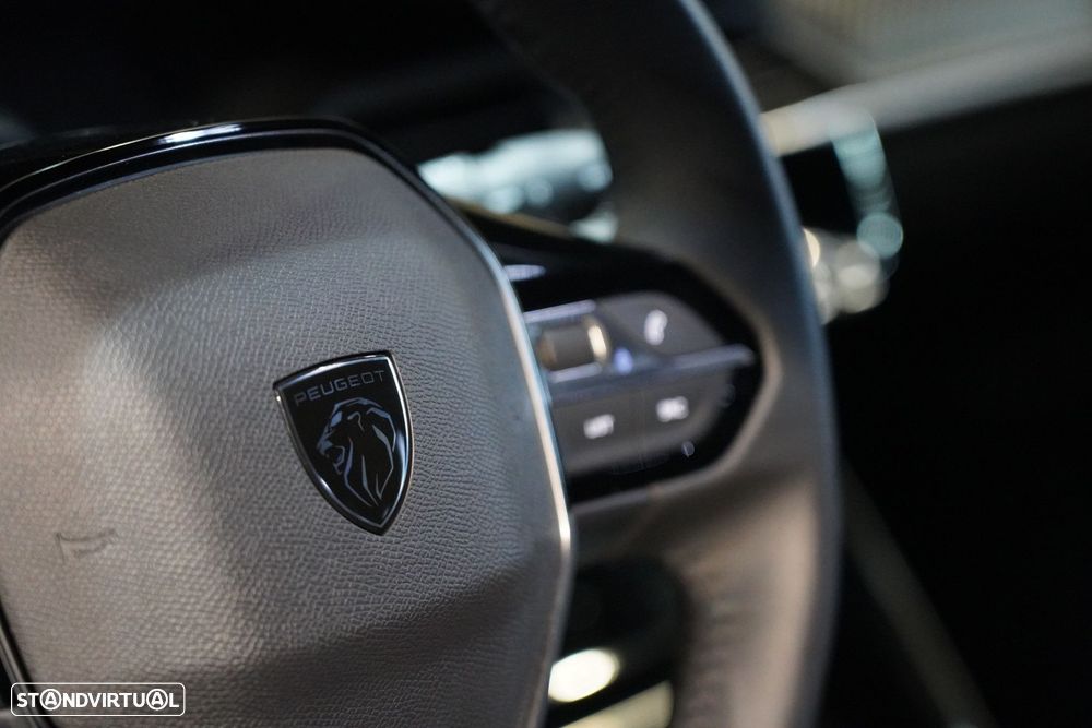 Peugeot 2008 PureTech 100 Allure - 10