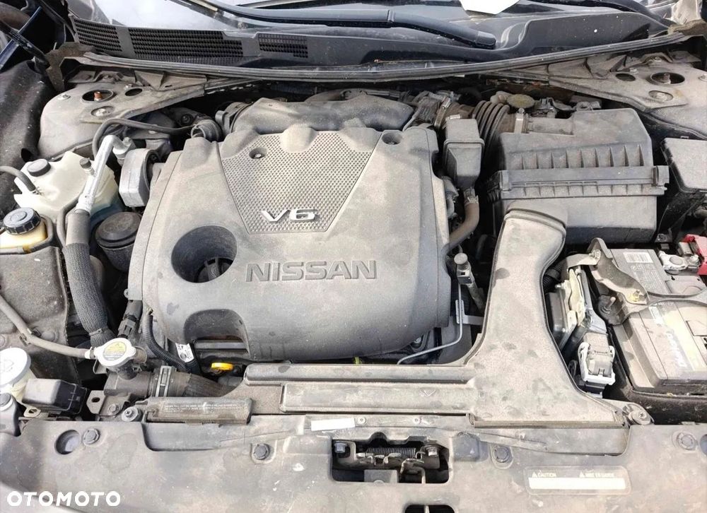 Nissan Maxima - 21