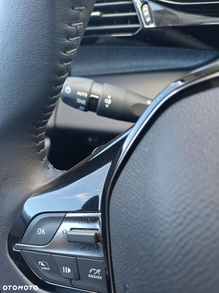 Peugeot 308 - 28