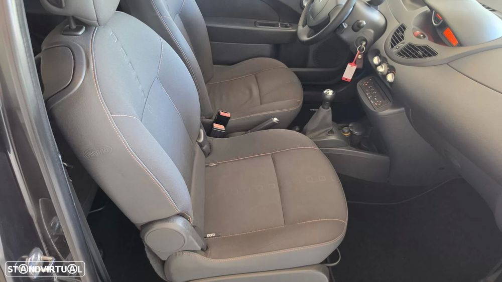 Renault Twingo 1.5 dCi Dynamique S - 45