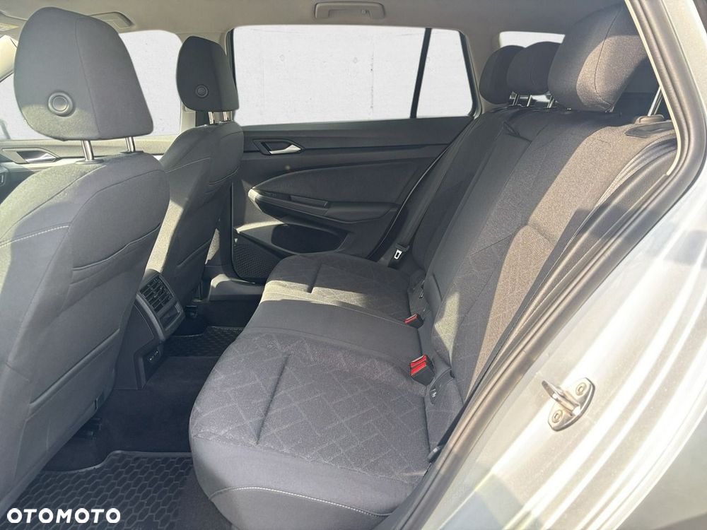 Volkswagen Golf - 20