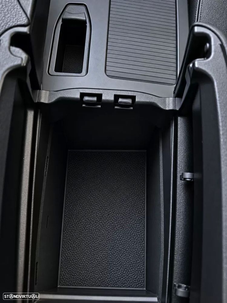 Mercedes-Benz E 220 CDi Elegance BE Auto.140g - 19