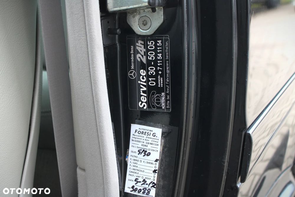 Mercedes-Benz CLK - 32