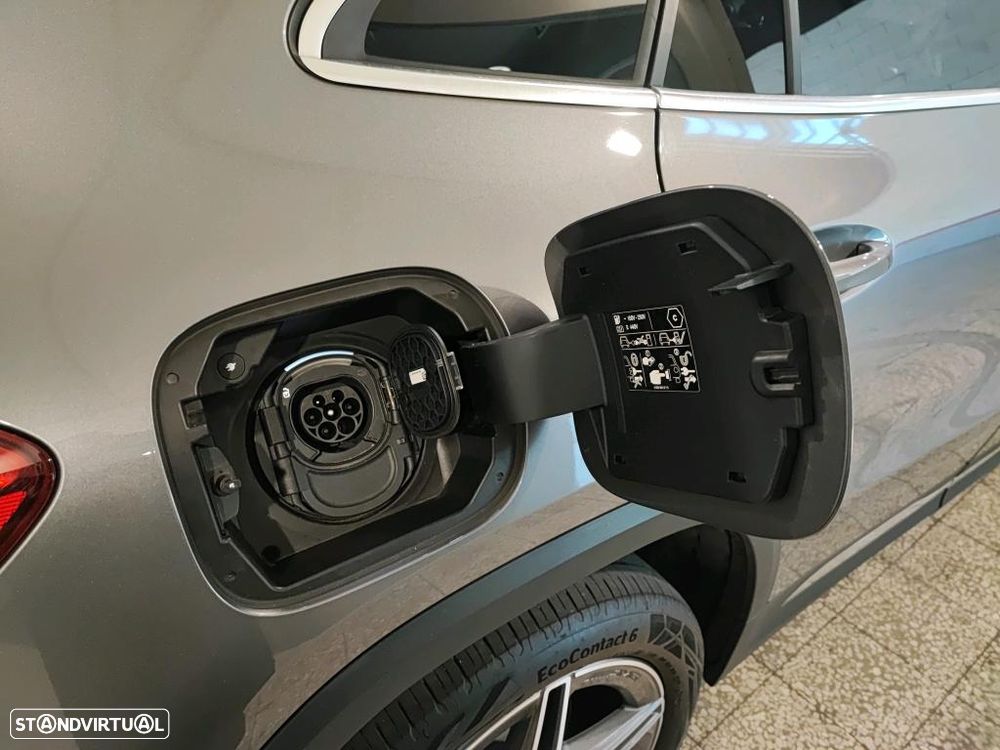Mercedes-Benz GLA 250 e AMG Line - 10