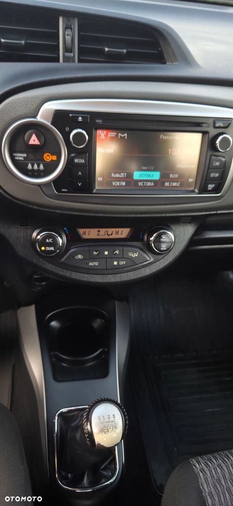 Toyota Yaris 1.33 Dynamic - 26