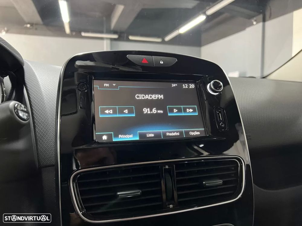 Renault Clio TCe 90 Limited - 16