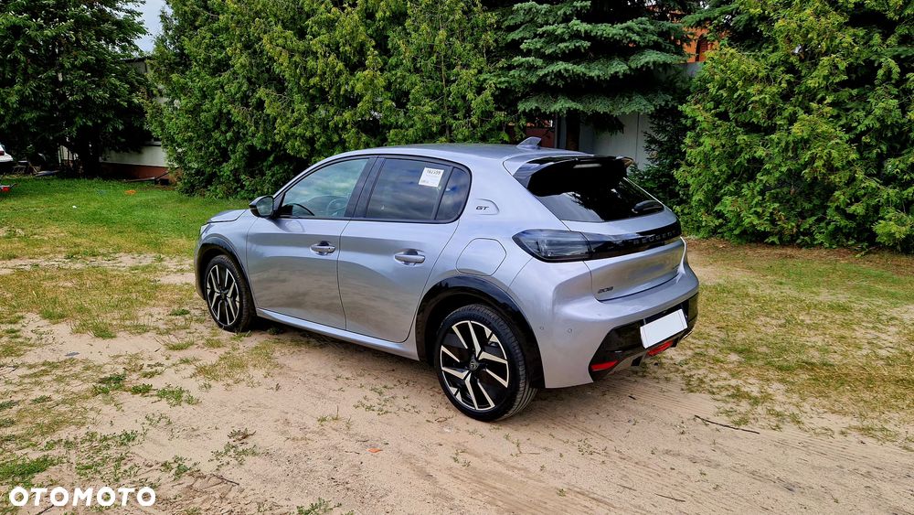 Peugeot 208 - 38
