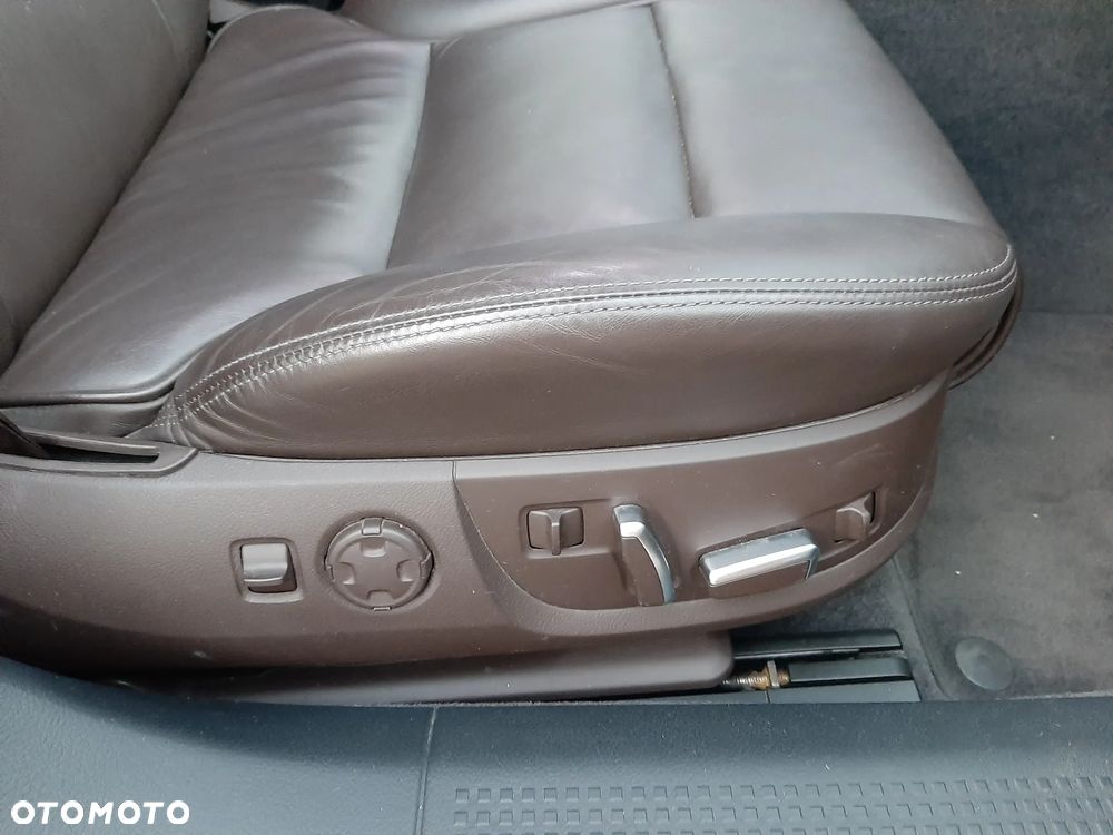 Audi A8 3.0 TDI DPF quattro - 11