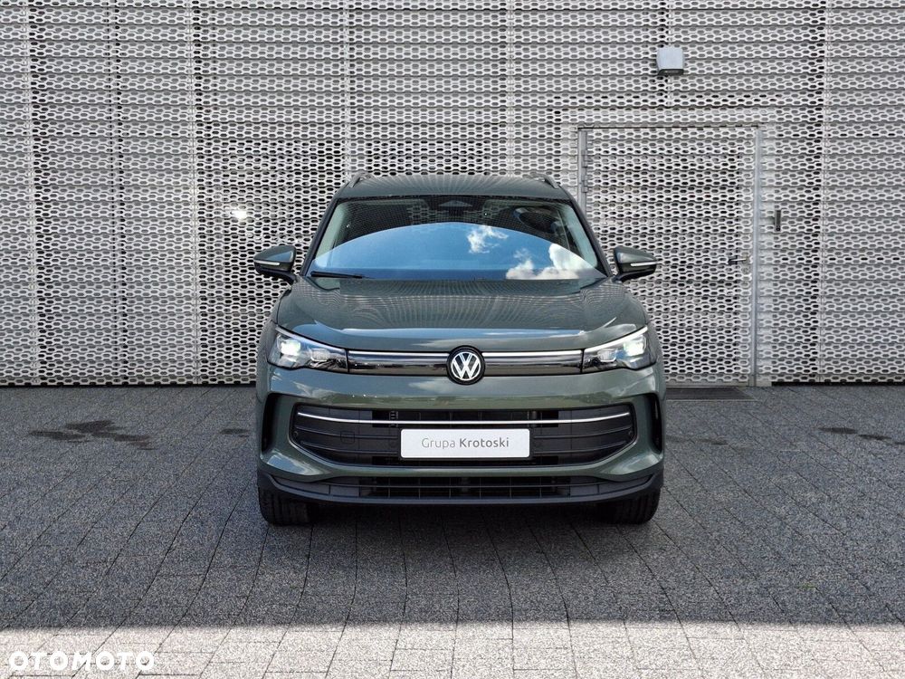 Volkswagen Tiguan - 4