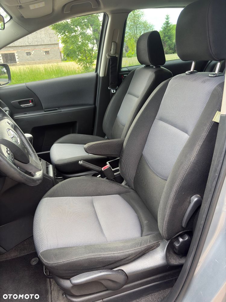 Mazda 5 2.0 Exclusive + - 14