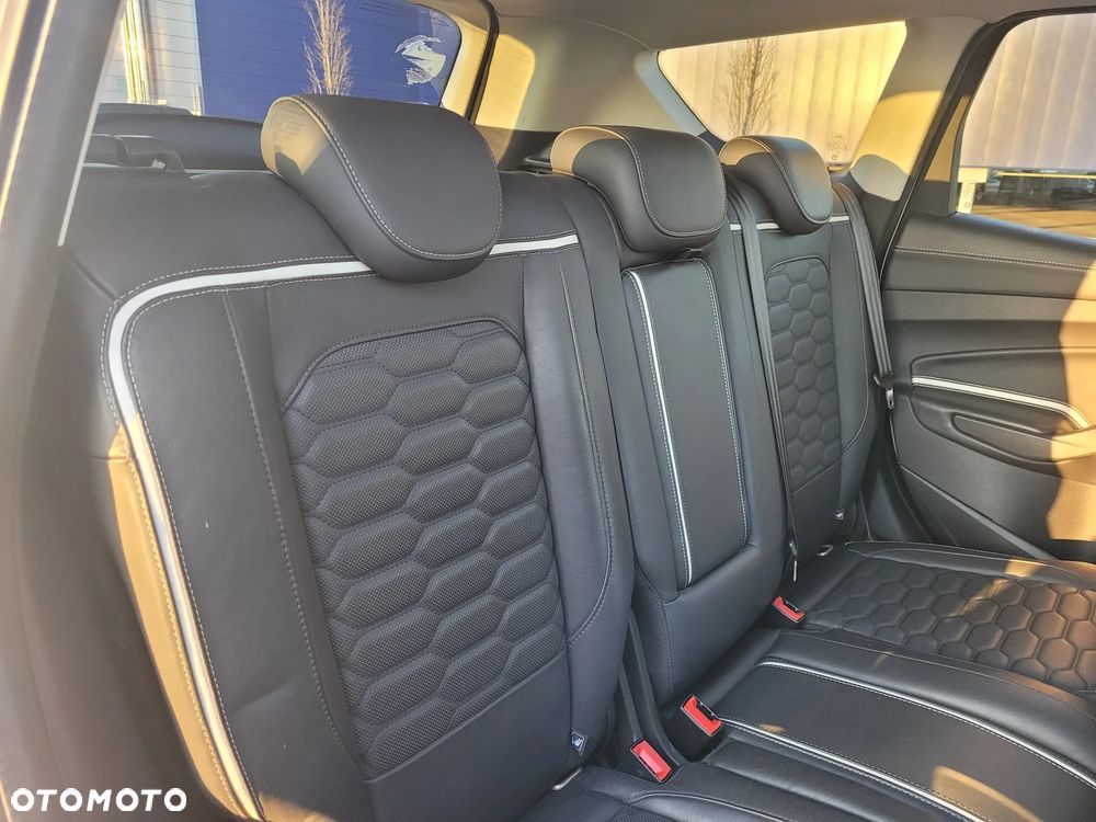Ford Kuga - 21
