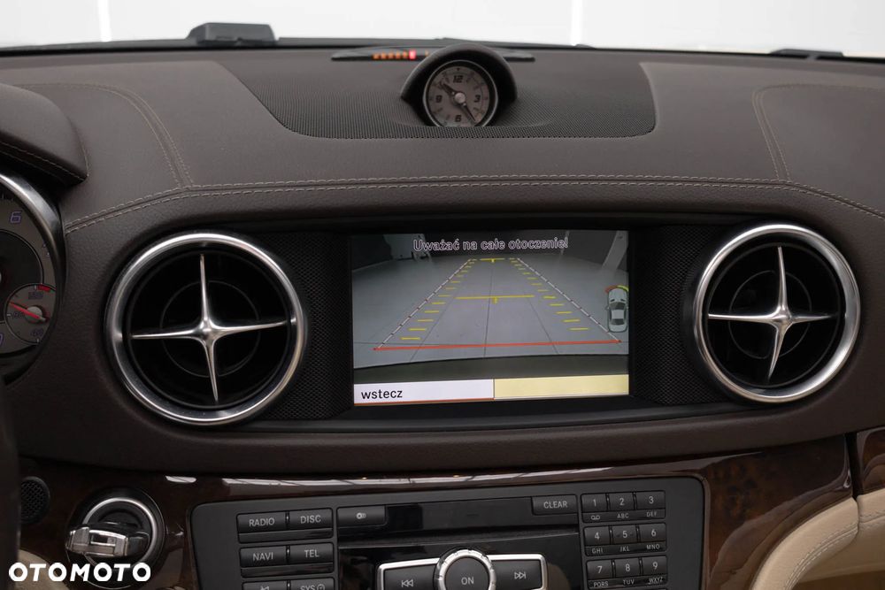 Mercedes-Benz SL - 37