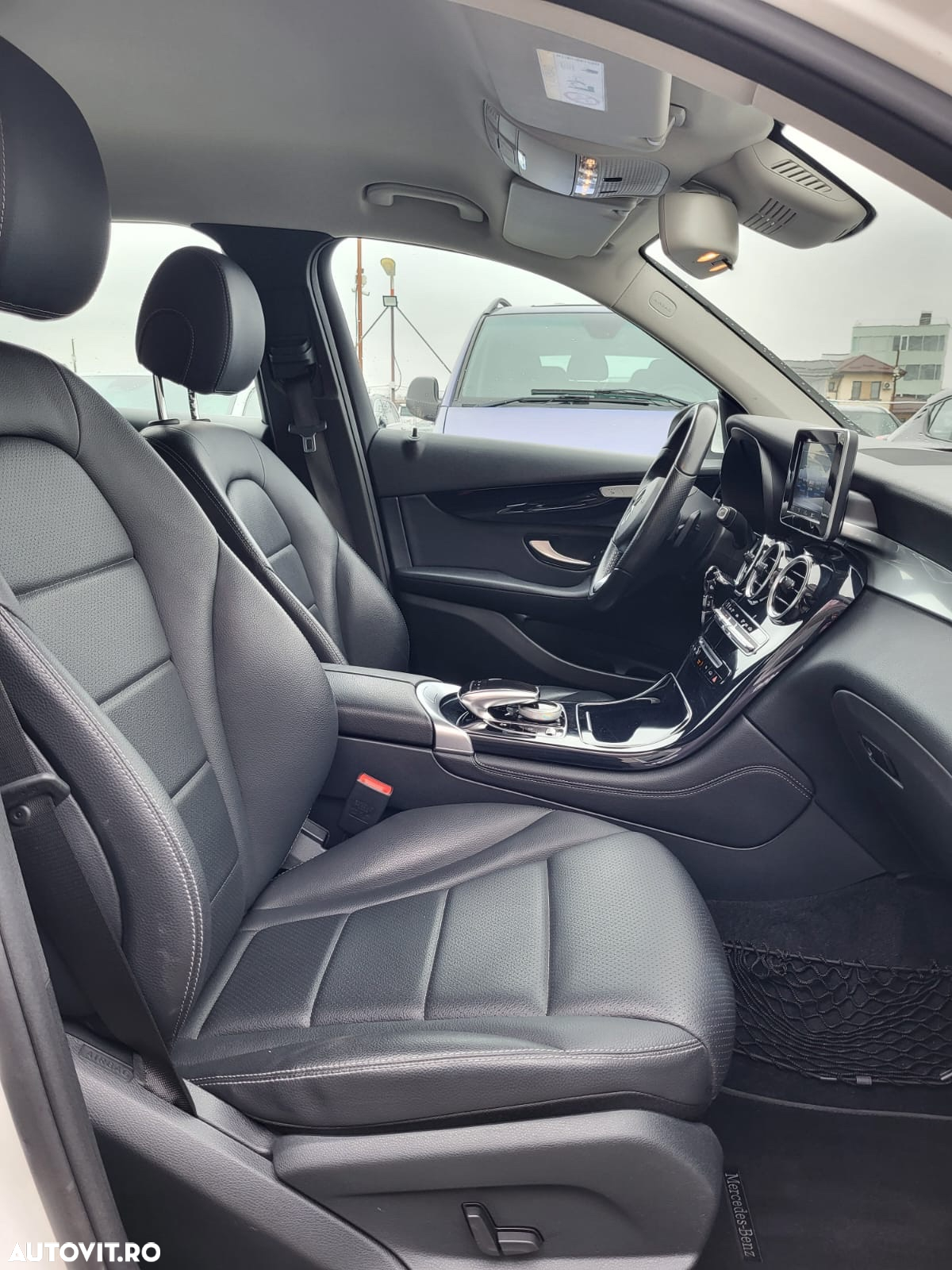 Mercedes-Benz GLC 250 d 4MATIC - 12
