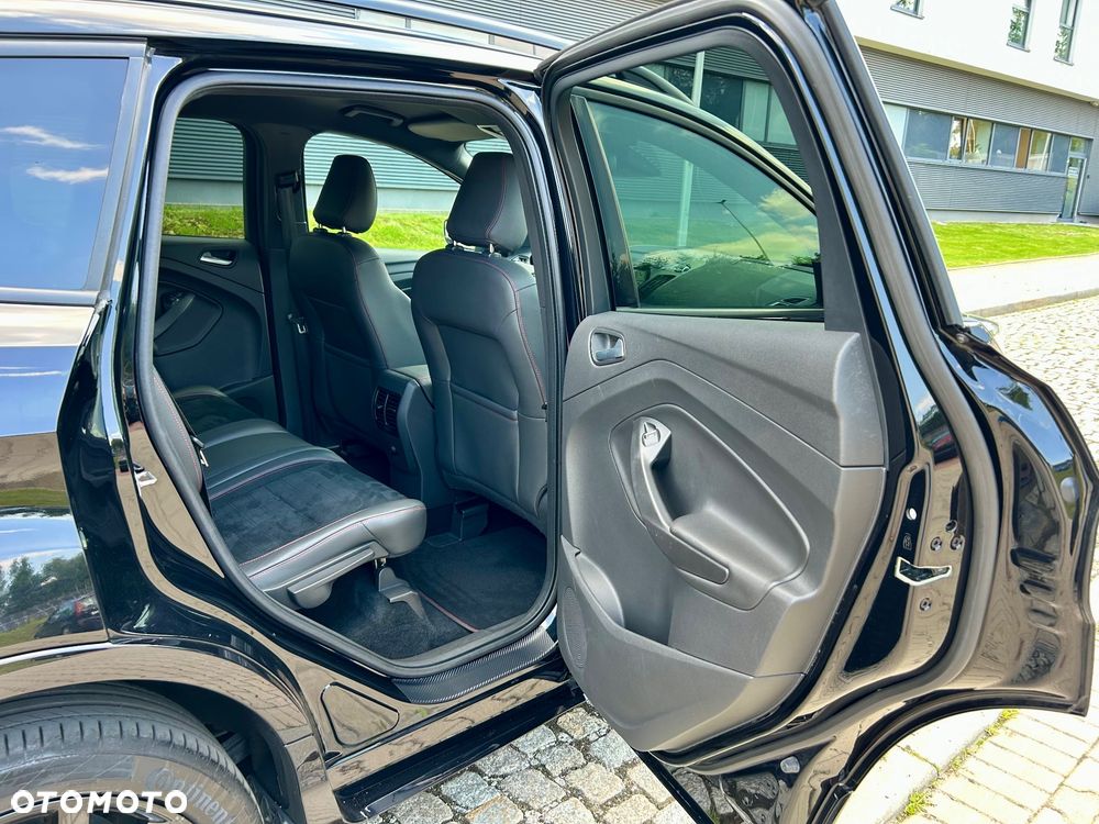 Ford Kuga 1.5 EcoBoost 2x4 Titanium - 20