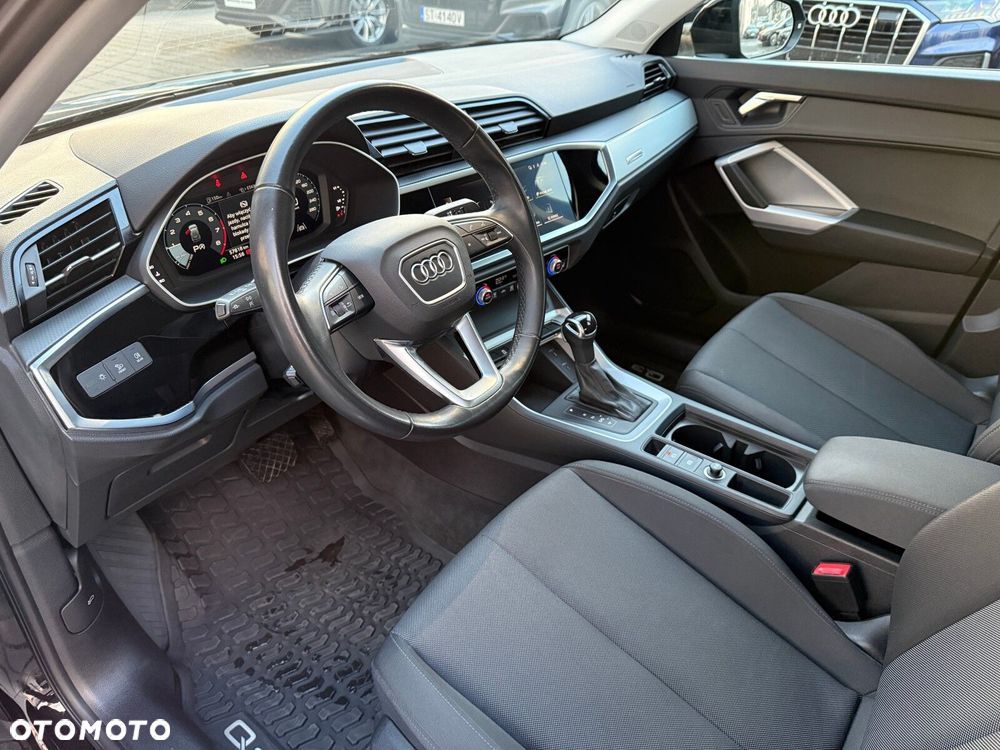 Audi Q3 - 11
