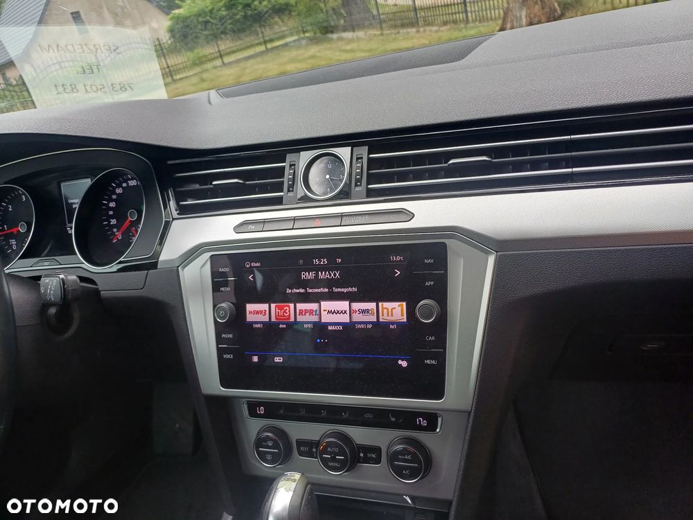 Volkswagen Passat 2.0 TDI SCR DSG Comfortline - 22