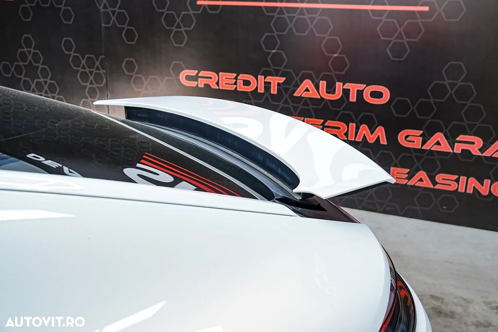 Porsche Panamera 4 E-Hybrid Platinum Edition - 28