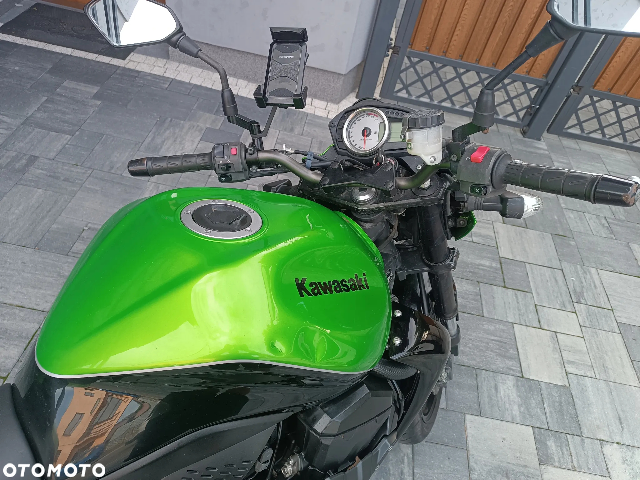 Kawasaki Z - 9