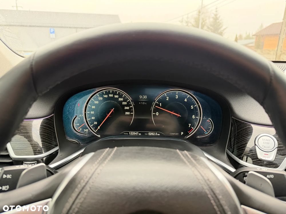 BMW Seria 7 740Li - 10