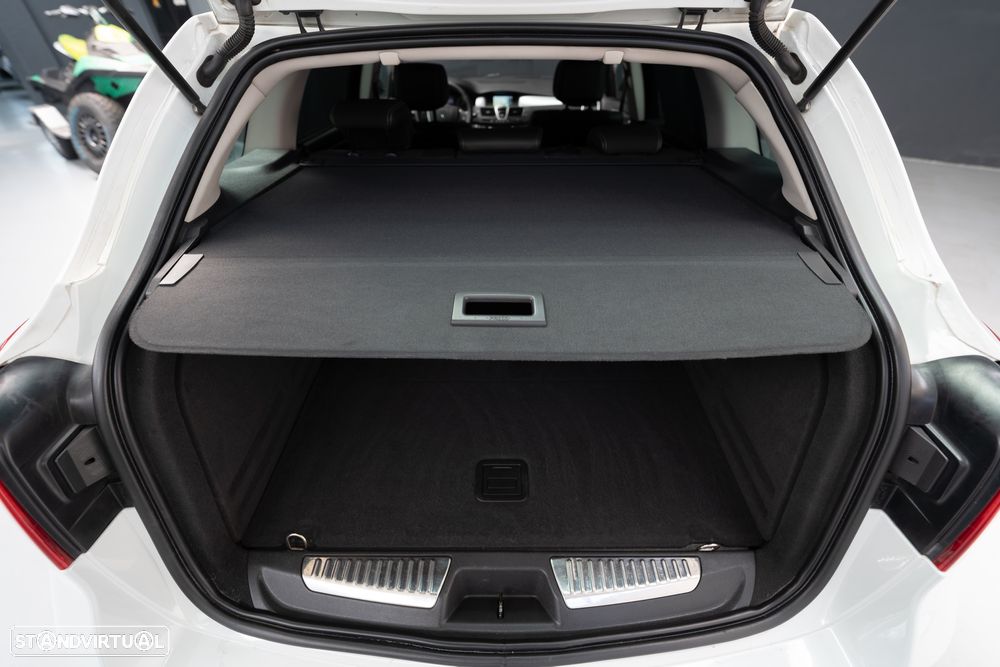 Renault Laguna Break 1.5 dCi SE Black Line - 31