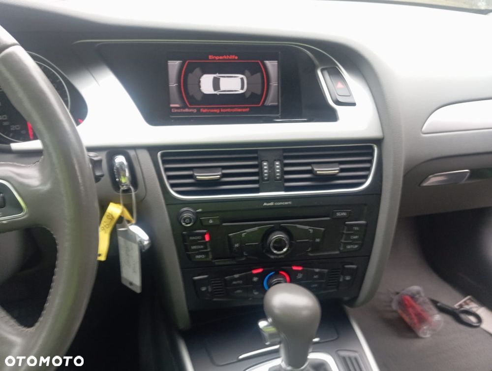 Audi A4 Avant - 6