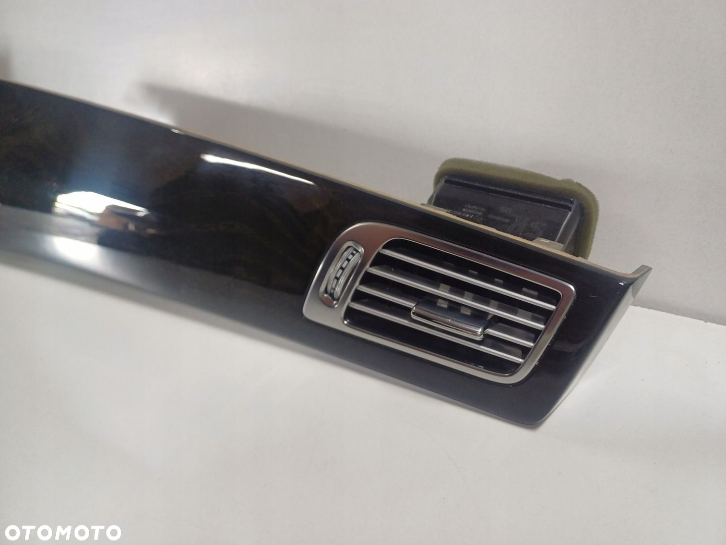 Listwa dekor kratka nawiewu zegarek MERCEDES CLS W218 - 7