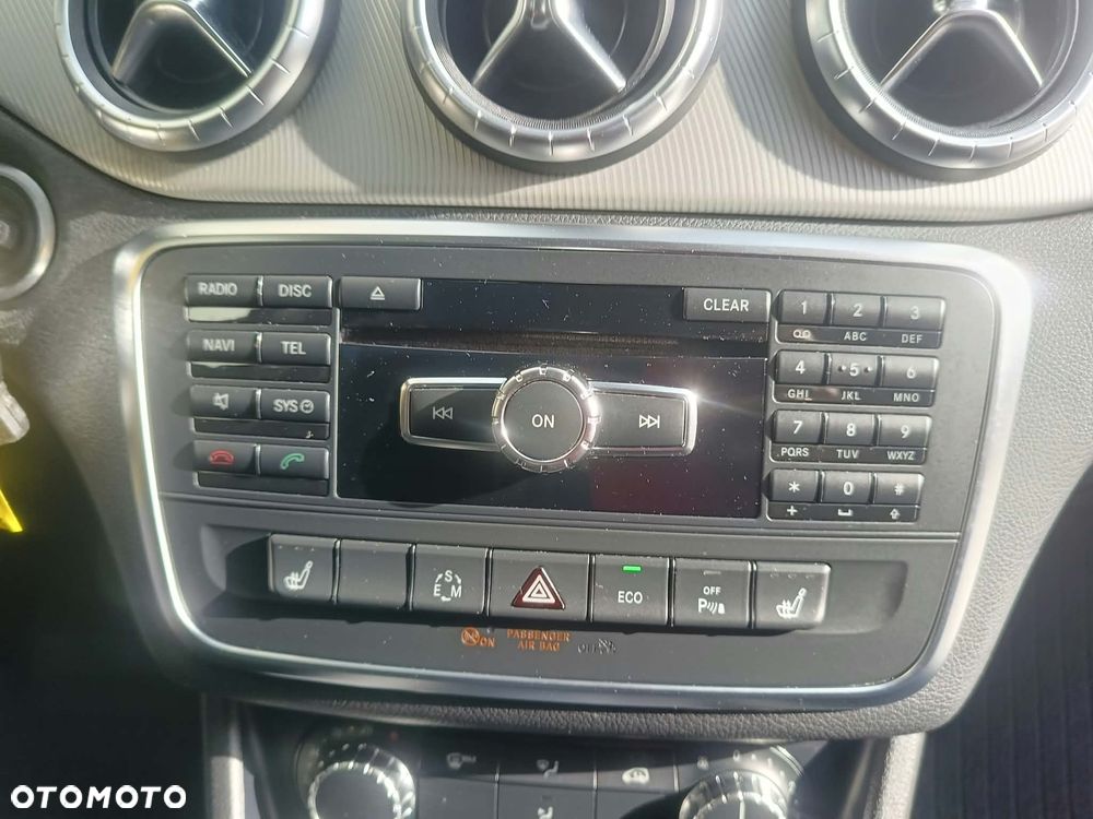 Mercedes-Benz CLA - 24