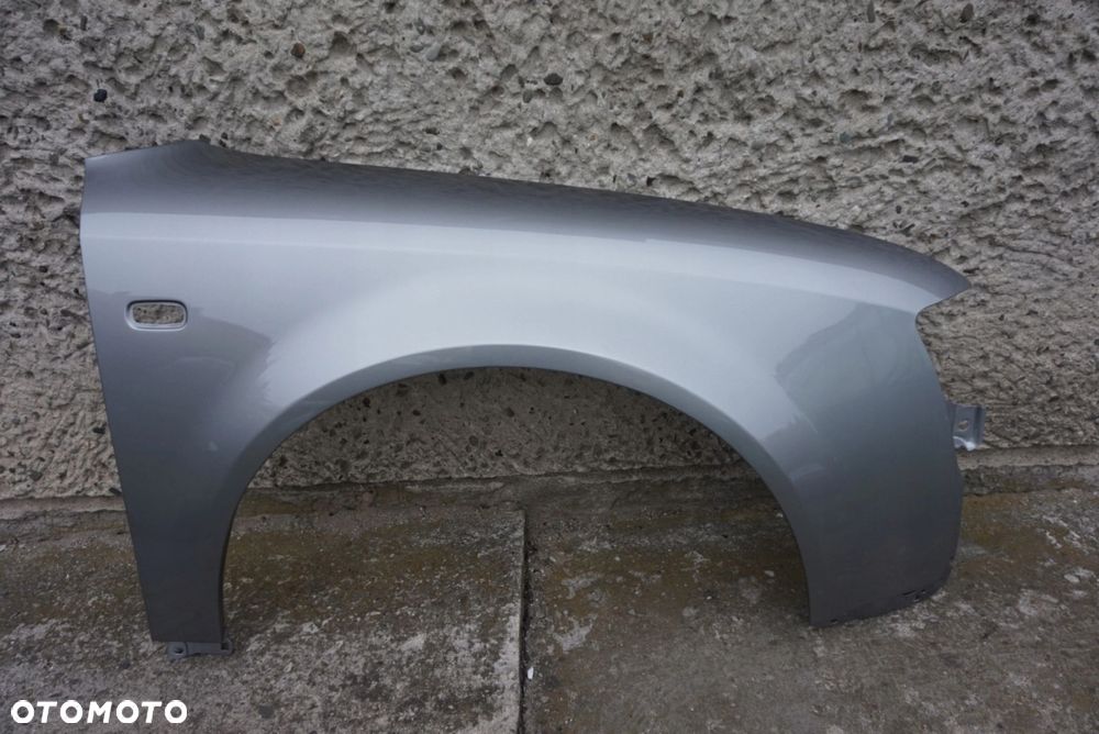 BŁOTNIK PRZEDNI PRAWY AUDI A4 B6 LY7Q 00/04r