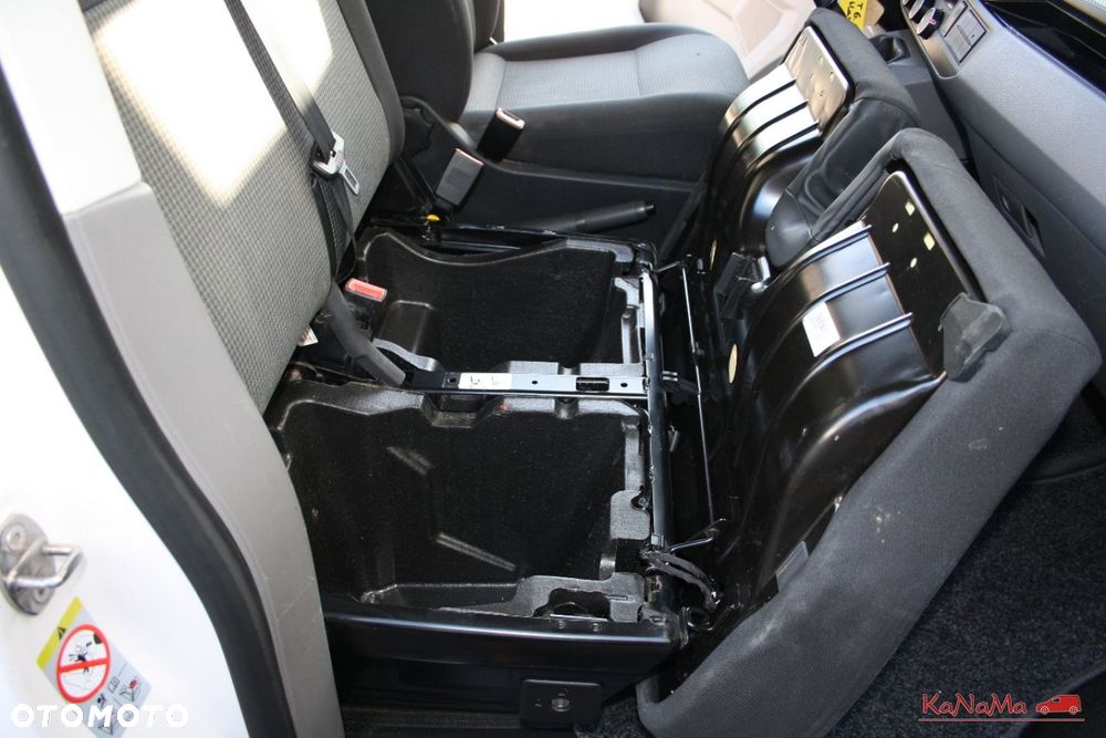 Volkswagen transporter - 16