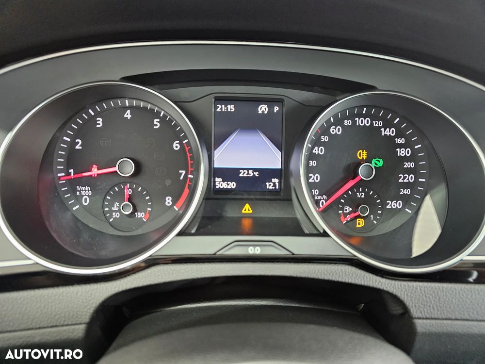 Volkswagen Passat 1.5 TSI ACT DSG Highline - 12