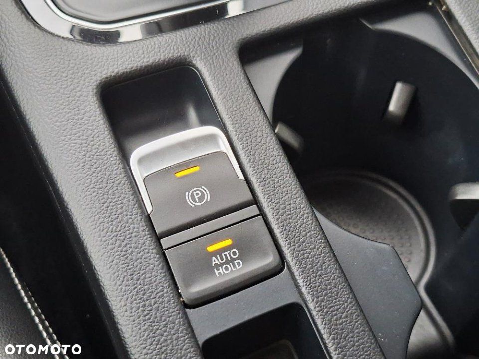 Volkswagen Passat - 29