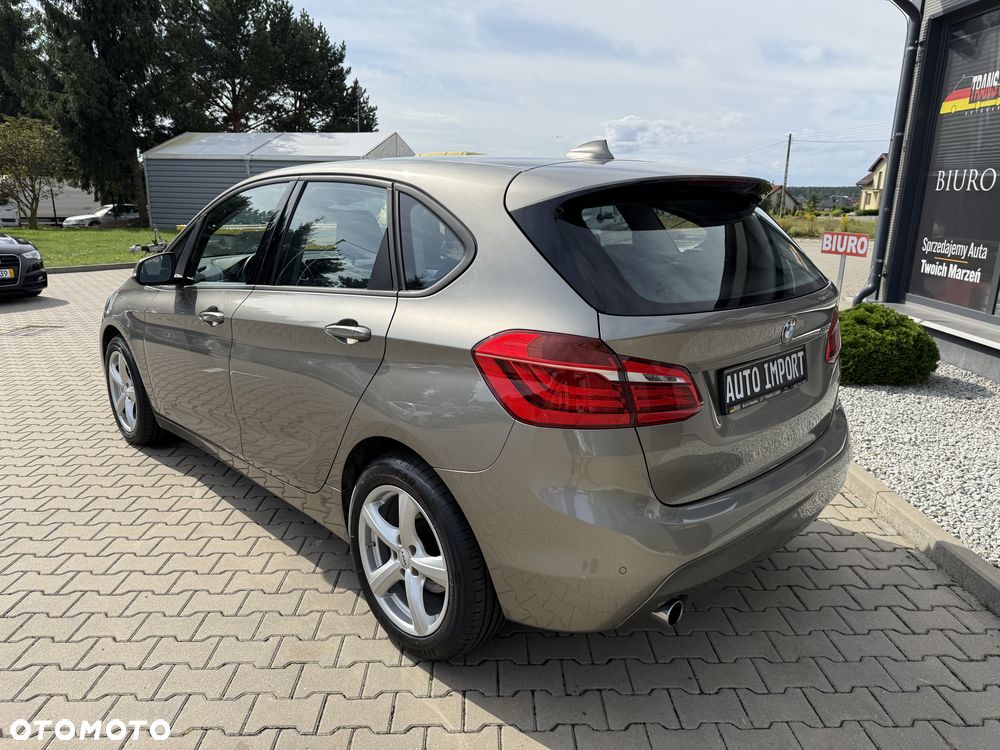 BMW Seria 2 218i Advantage - 12