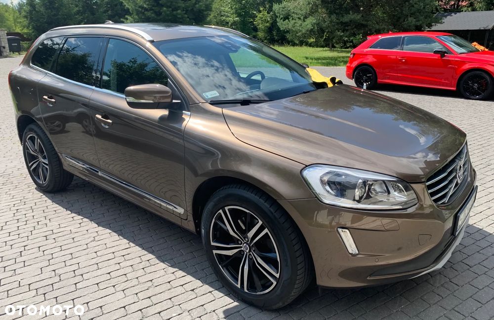 Volvo XC 60 D4 AWD Summum - 4